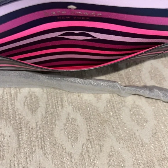 Kate Spade New Patrice Lip Print Crossbody Bag - Picture 10 of 16